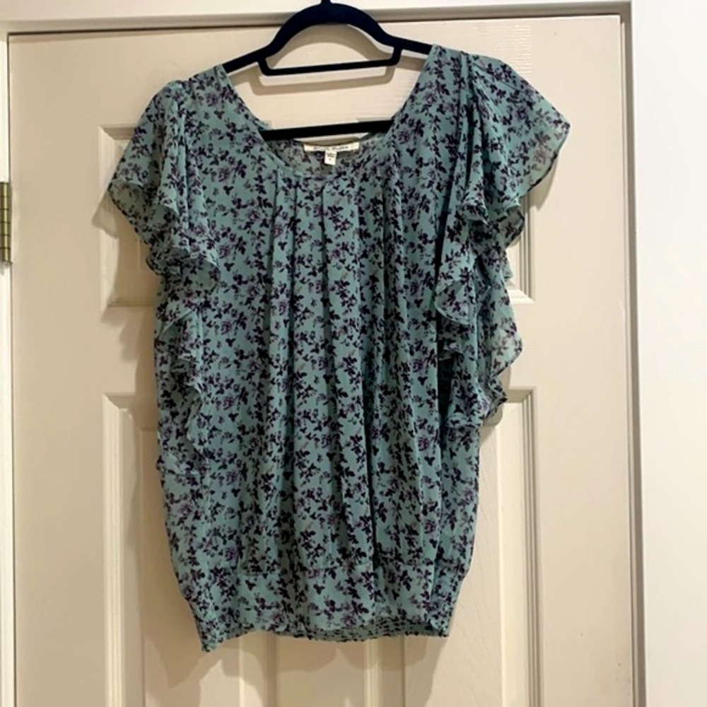 Black Rainn Blouse -Size Large - Light Turquoise with Flower pattern.